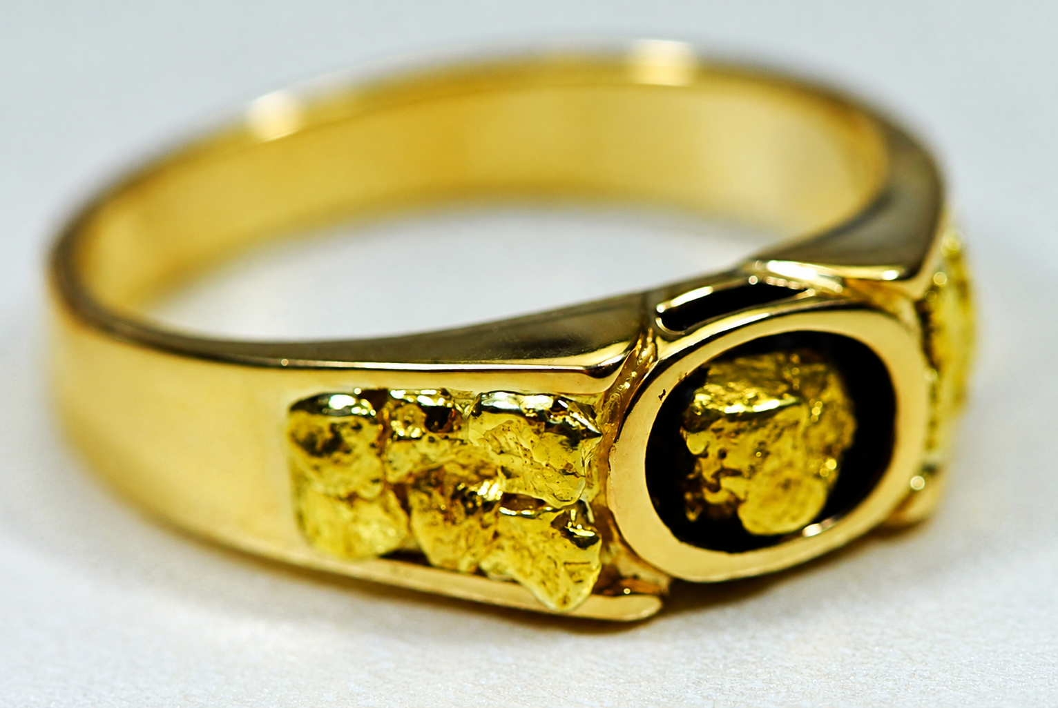 Round Gold Nugget Ring